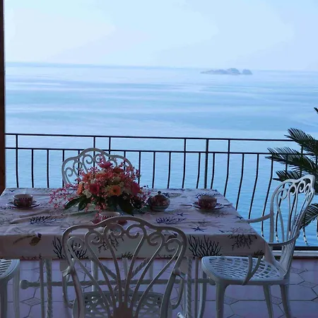 Apartmán La Roccia - Arienzo