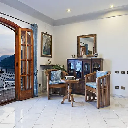 La Roccia - Arienzo Apartmán