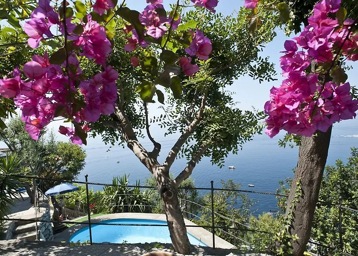 Apartment La Roccia - Arienzo