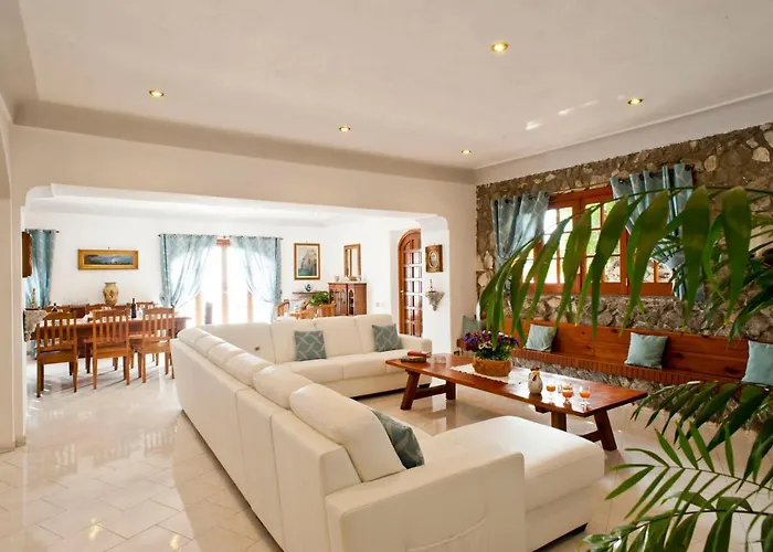 La Roccia - Arienzo Apartment *